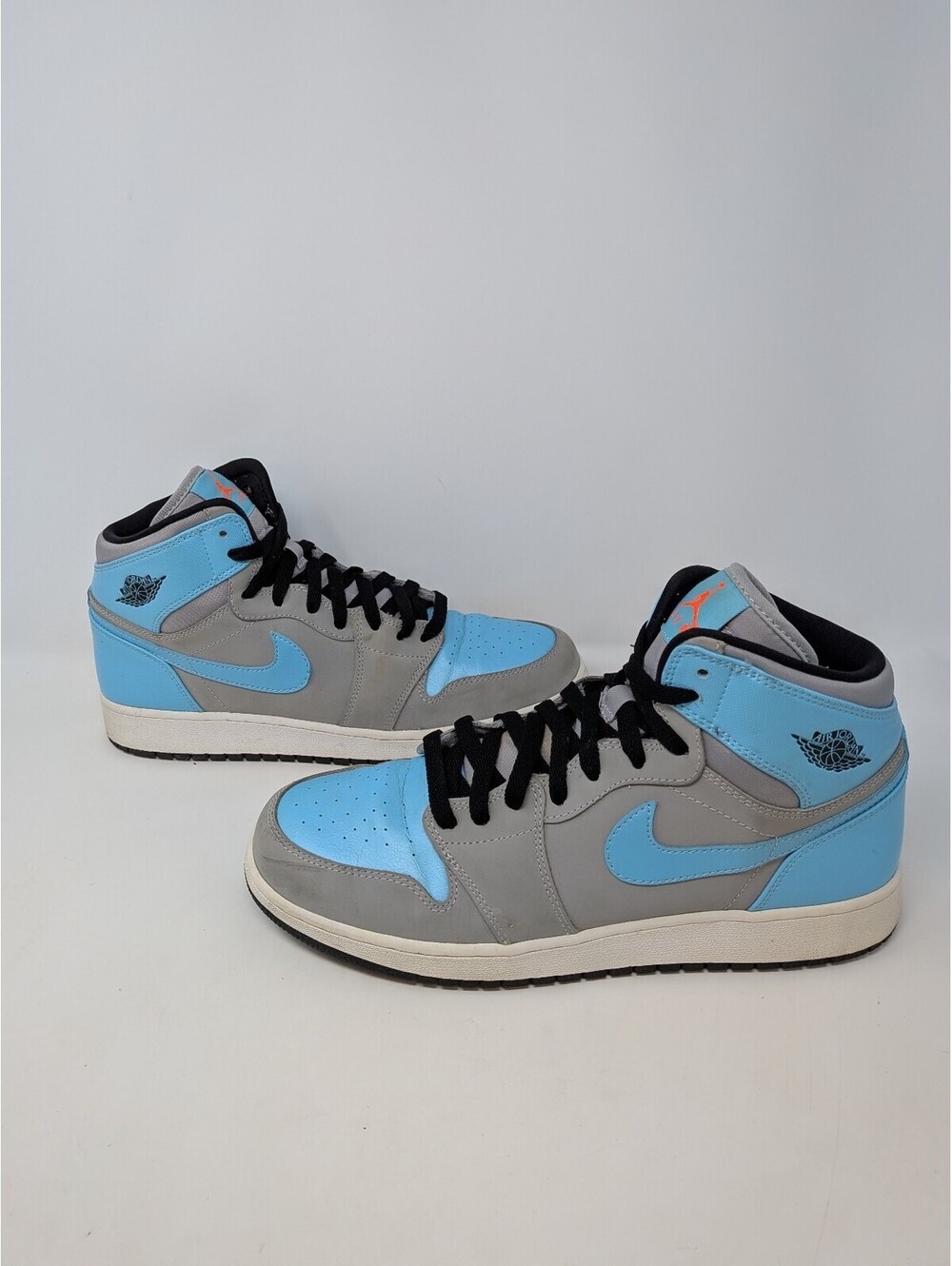 Nike Air Jordan 1 Retro High GS Tide Pool Gray Blue 9.5Y Rare Men 9.5 332148-027